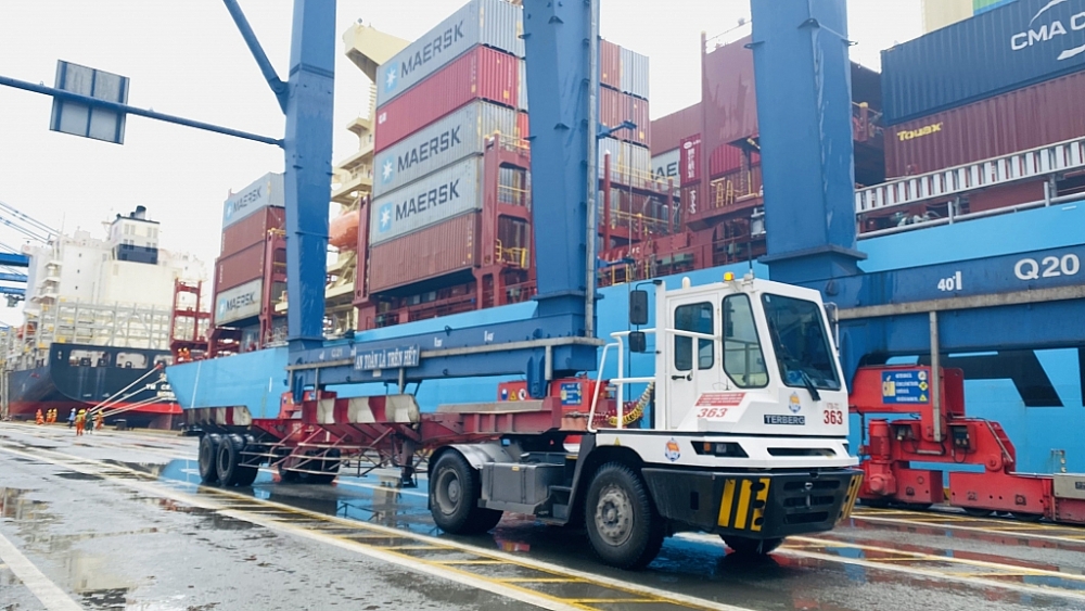 Hải quan TpHCM đối thoại với doanh nghiệp
